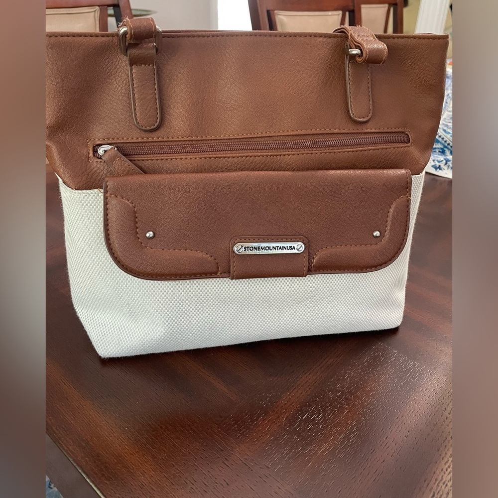 Stone Mountain Brown Foux leather and Ivory fabric Double Handel hand bag/ tote